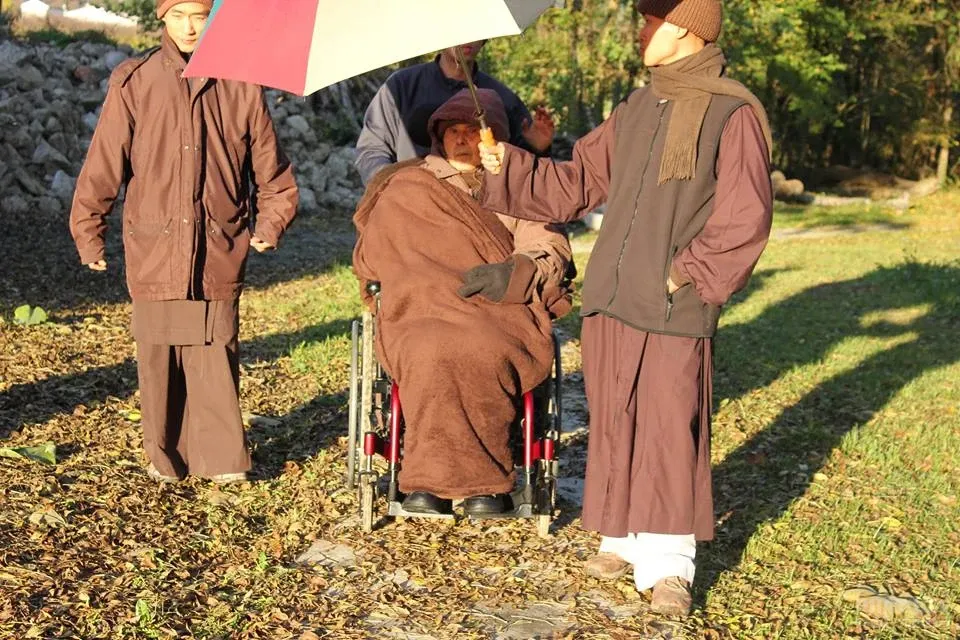 Thiền sư Nhất Hạnh những hình ảnh mới nhất 10 Thiền sư Nhất Hạnh những hình ảnh mới nhất image-1731920986921