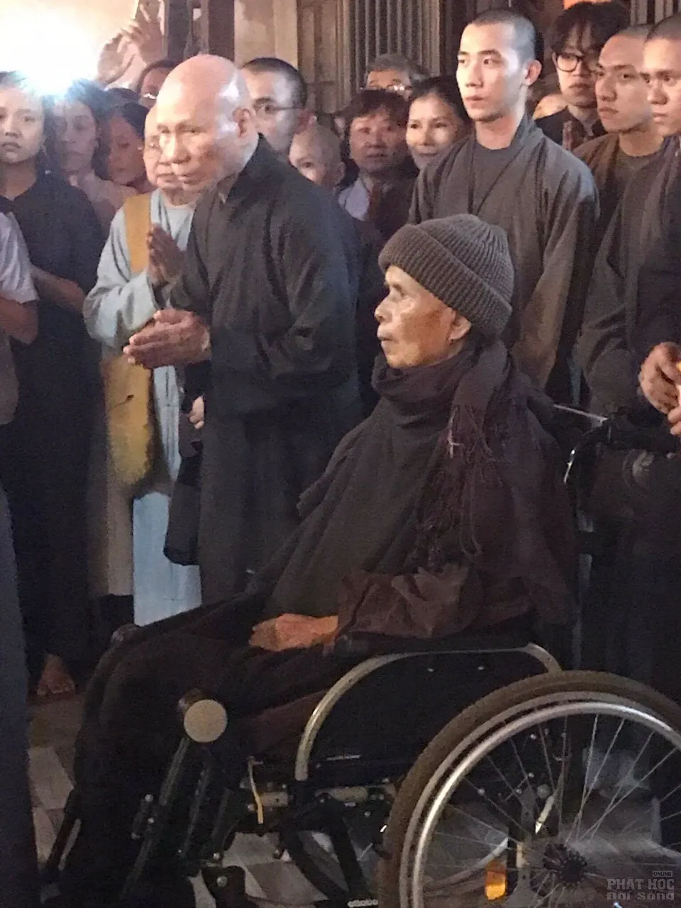 Thiền sư Nhất Hạnh từ Đà Nẵng ra chùa Từ Hiếu - Huế nghỉ dưỡng image-1732289834691