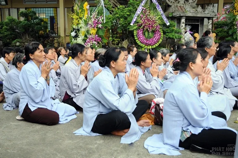 Thỉnh linh mô cố Hòa thượng Thích Quang Đạo tham Phật - yết Tổ image-1732292513137