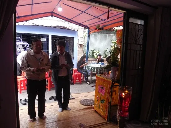 Thư pháp Hoa Nghiêm qua đời ở tuổi 34 3 Thư pháp Hoa Nghiêm qua đời ở tuổi 34 image-1732291243390