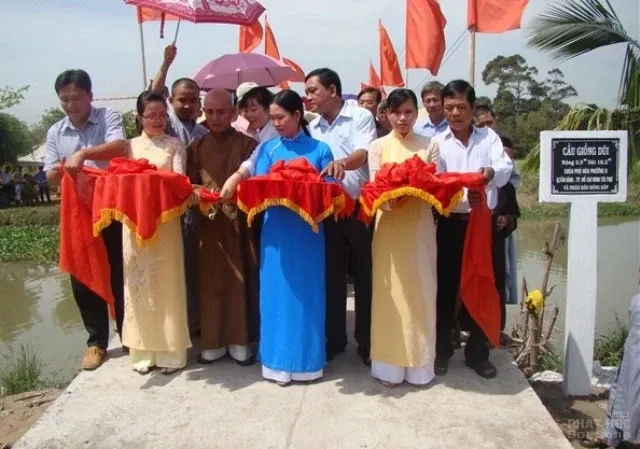Thượng tọa Thích Thông Đức : Vi sư giàu lòng nhân ái 2 Thượng tọa Thích Thông Đức : Vi sư giàu lòng nhân ái image-1731725919845