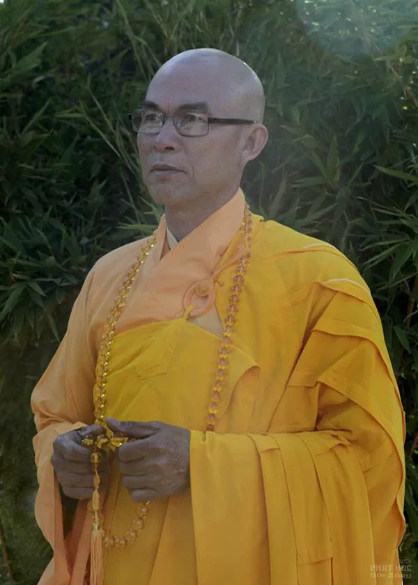 Tiểu sử HT Thích Quảng Thanh viện chủ chùa Bảo Quang Tiểu sử HT Thích Quảng Thanh viện chủ chùa Bảo Quang image-1731938631387