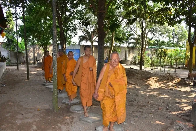 Tịnh thất Kỳ Viên cúng đàn Dược Sư cầu an 3 Tịnh thất Kỳ Viên cúng đàn Dược Sư cầu an image-1731943254732