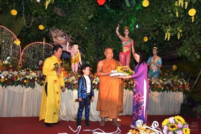 Tịnh xá Lộc Uyển mừng Phật đản thiêng liêng 9 Tịnh xá Lộc Uyển mừng Phật đản thiêng liêng image-1731747060715