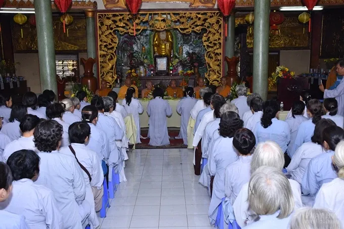 Tịnh xá Lộc Uyển tổng kết lớp Bát quan trai 6 Tịnh xá Lộc Uyển tổng kết lớp Bát quan trai image-1732292150430