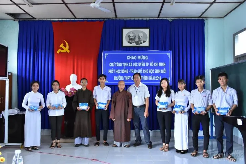 Tịnh xá Lộc Uyển từ thiện tại Mõ Cày Nam - Bến Tre 12 Tịnh xá Lộc Uyển từ thiện tại Mõ Cày Nam - Bến Tre image-1731944818135