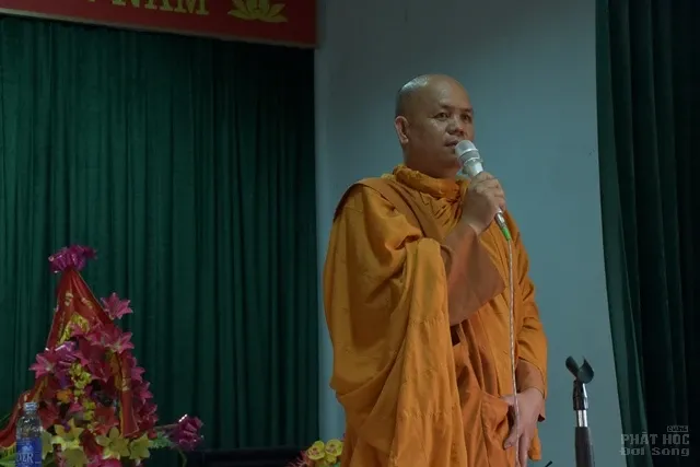 Tịnh xá Lộc Uyển và tịnh xá Ngọc Chơn cứu trợ tại huyện Quảng Trạch tỉnh Quảng Bình 3 Tịnh xá Lộc Uyển và tịnh xá Ngọc Chơn cứu trợ tại huyện Quảng Trạch tỉnh Quảng Bình image-1731940581550