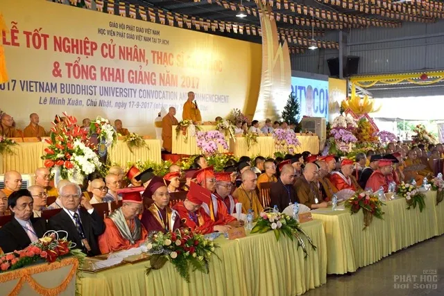 TP.HCM: Trang trọng lễ tốt nghiệp Cử nhân, Thạc sĩ Phật học image-1731940960945