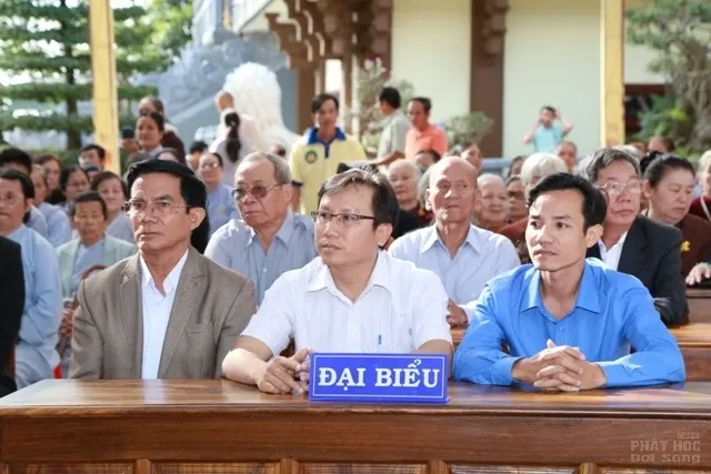 Triển lãm, mừng thọ, buffet chay kỷ niệm 60 năm thành lập Chùa Pháp Hoa image-1731941604443