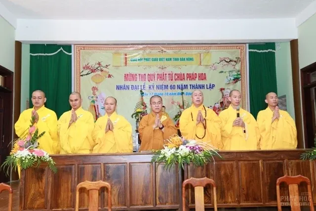 Triển lãm, mừng thọ, buffet chay kỷ niệm 60 năm thành lập Chùa Pháp Hoa image-1731941612450