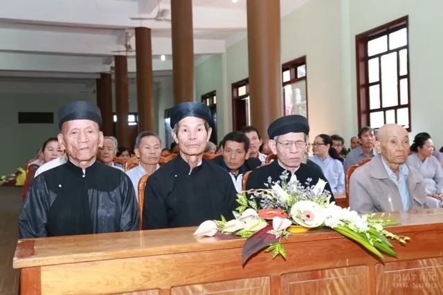 Triển lãm, mừng thọ, buffet chay kỷ niệm 60 năm thành lập Chùa Pháp Hoa image-1731941613960