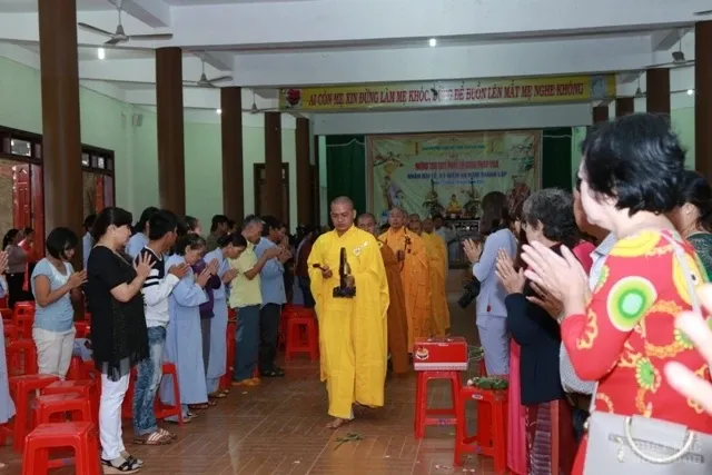 Triển lãm, mừng thọ, buffet chay kỷ niệm 60 năm thành lập Chùa Pháp Hoa image-1731941623391