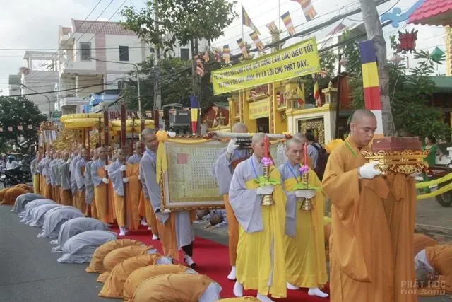 Trọng đại lễ Khai mạc Đại giới đàn Vĩnh Đạt 2018 7 Trọng đại lễ Khai mạc Đại giới đàn Vĩnh Đạt 2018 image-1731945465699