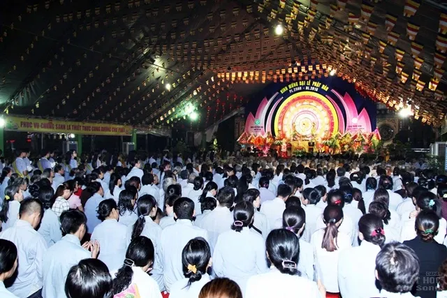 Trọng thể đại lễ Phật đản Tp. Biên Hòa 2016 8 Trọng thể đại lễ Phật đản Tp. Biên Hòa 2016 image-1731746956195