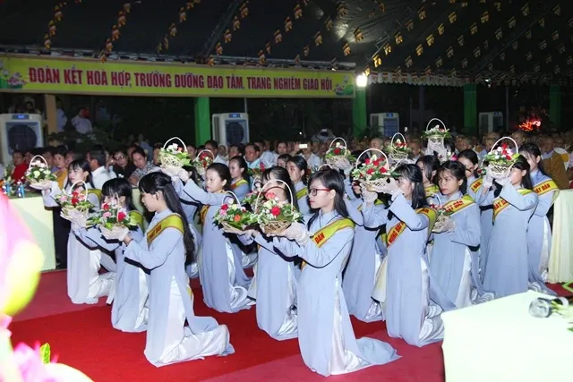 Trọng thể đại lễ Phật đản Tp. Biên Hòa 2016 Trọng thể đại lễ Phật đản Tp. Biên Hòa 2016 image-1731746956704