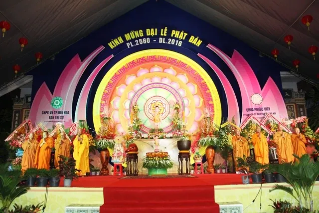 Trọng thể đại lễ Phật đản Tp. Biên Hòa 2016 image-1731746966191