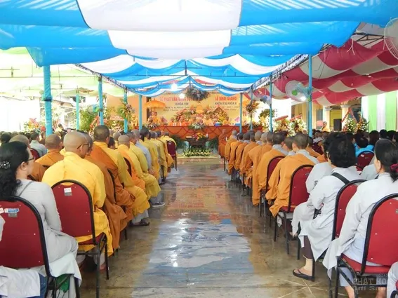 Trường TCPH Bình Thuận làm lễ tốt nghiệp, khai giảng Trường TCPH Bình Thuận làm lễ tốt nghiệp, khai giảng image-1731941455754