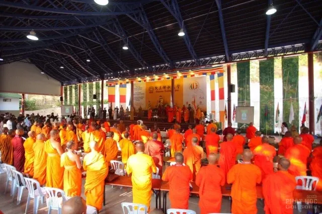 TT. Thích Nhật Từ nhận giải thưởng Nhà cải cách Phật giáo Toàn cầu 2017 image-1732291985596