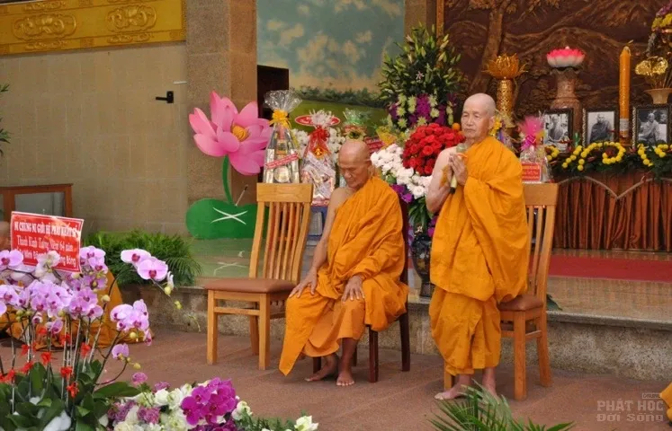 Tưởng niệm Tổ sư - khai mạc thư viện tại Pháp viện Minh Đăng Quang image-1731943012249