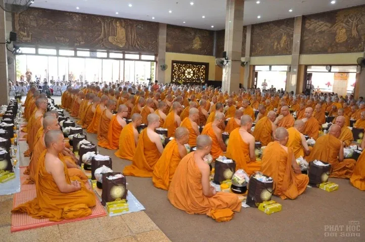 Tưởng niệm Tổ sư - khai mạc thư viện tại Pháp viện Minh Đăng Quang image-1731943017213