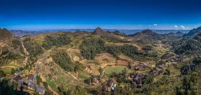 Vẻ đẹp thiên nhiên và con người rẻo cao Hà Giang 2 Vẻ đẹp thiên nhiên và con người rẻo cao Hà Giang image-1731726259879