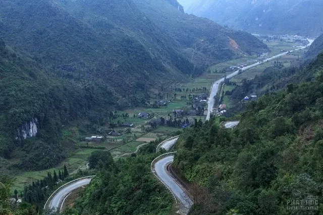 Vẻ đẹp thiên nhiên và con người rẻo cao Hà Giang 3 Vẻ đẹp thiên nhiên và con người rẻo cao Hà Giang image-1731726260337