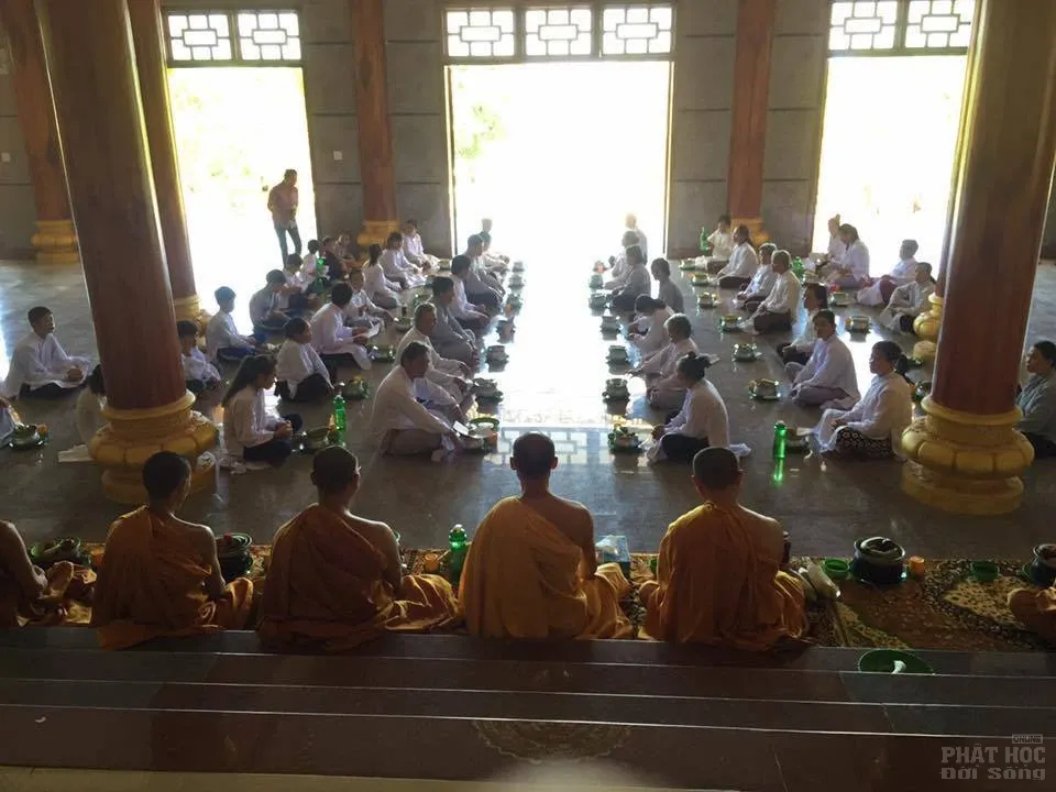 Về Tịnh xá Ngọc Vạn - Khánh Hoà tham dự khoá tu thực tập chánh niệm 4 Về Tịnh xá Ngọc Vạn - Khánh Hoà tham dự khoá tu thực tập chánh niệm image-1731941283479