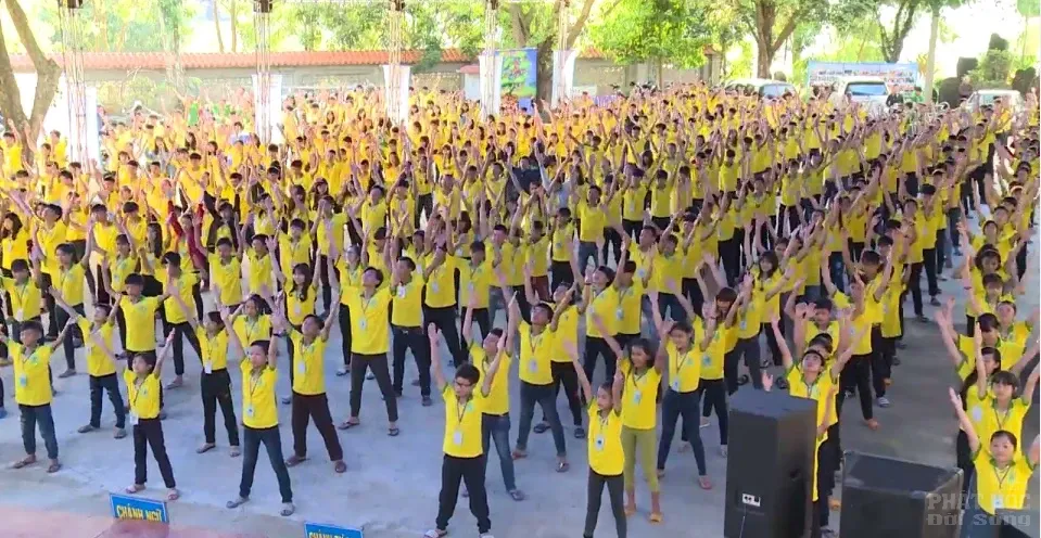 Video phóng sự khóa tu mùa hè 2017 chùa Pháp Hoa image-1731937797831