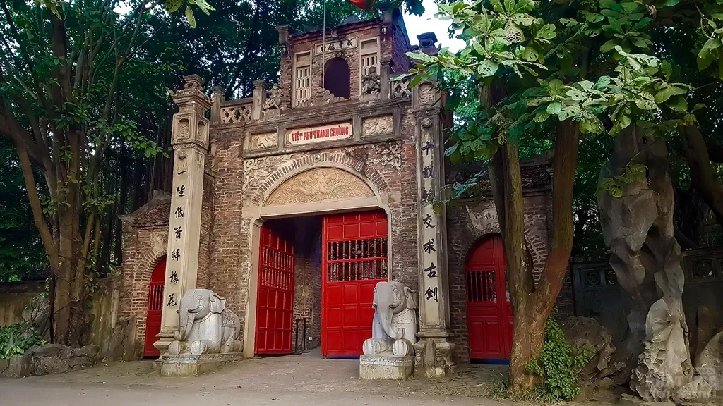 Việt Phủ Thành Chương nét đẹp cổ kính image-1731934752137
