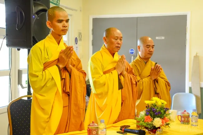 Vương Quốc Anh: Vu Lan trên xứ sương mù image-1731938485302