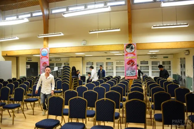 Vương Quốc Anh: Vu Lan trên xứ sương mù image-1731938487832