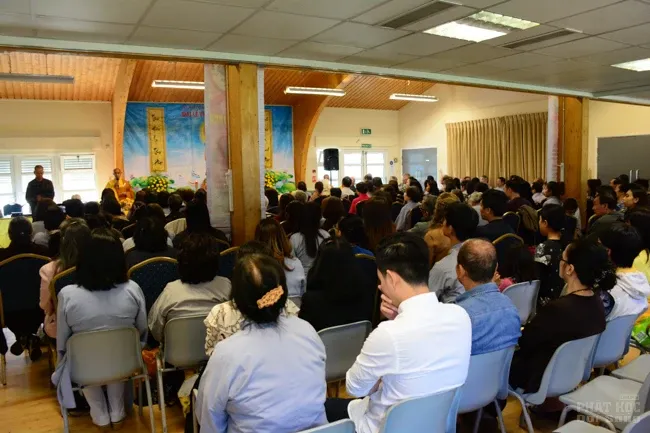 Vương Quốc Anh: Vu Lan trên xứ sương mù image-1731938493806