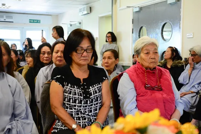 Vương Quốc Anh: Vu Lan trên xứ sương mù image-1731938498487