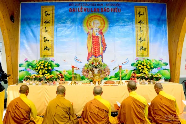 Vương Quốc Anh: Vu Lan trên xứ sương mù image-1731938509675