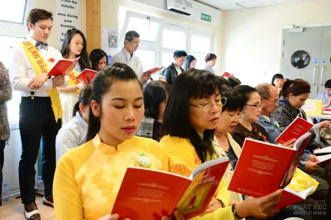 Vương Quốc Anh: Vu Lan trên xứ sương mù image-1731938510350