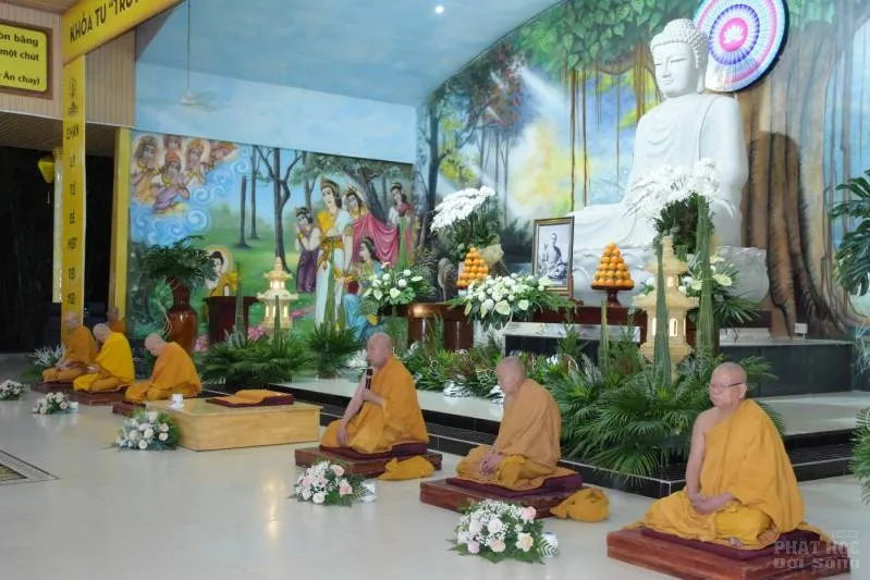 Tân Biên: Phiên họp trù bị Khóa tu truyền thống Khất sĩ lần thứ 36 tại tịnh xá Trúc Lâm