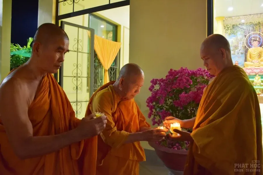 5. HOA DANG PHAT THANH DAO 5