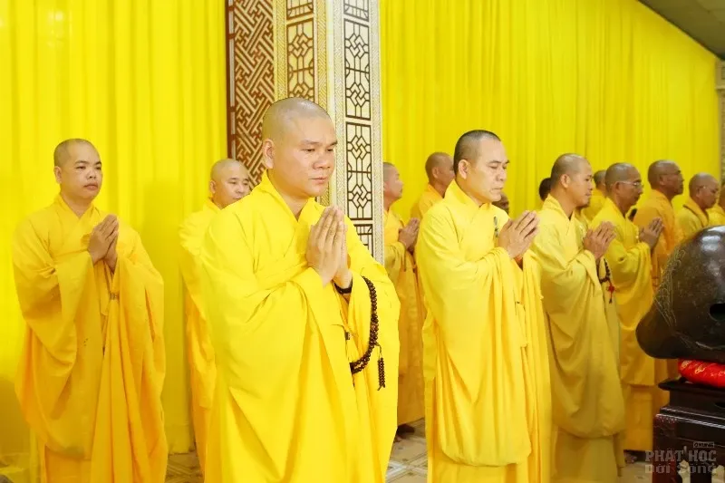 le nhap kim quan thuong toa trung le 24