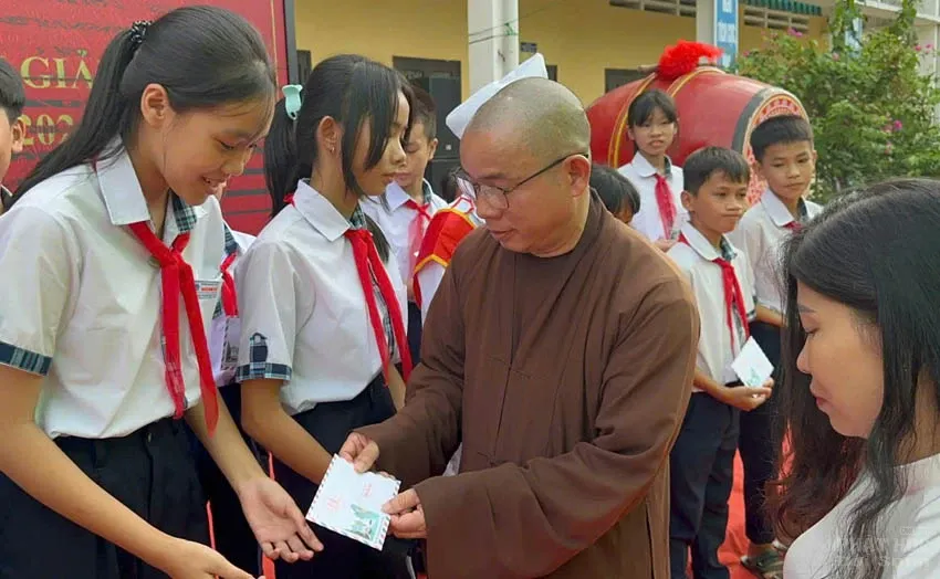 thich quang an 2