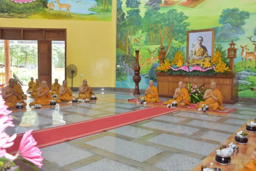 2. LE TUONG NHO HT GIAC DUC 12