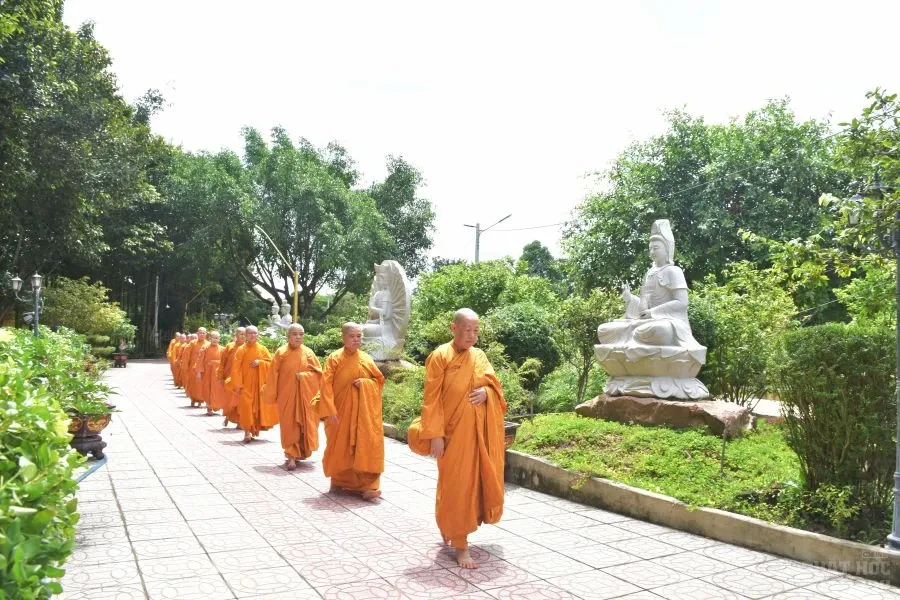 2. LE TUONG NHO HT GIAC DUC 4