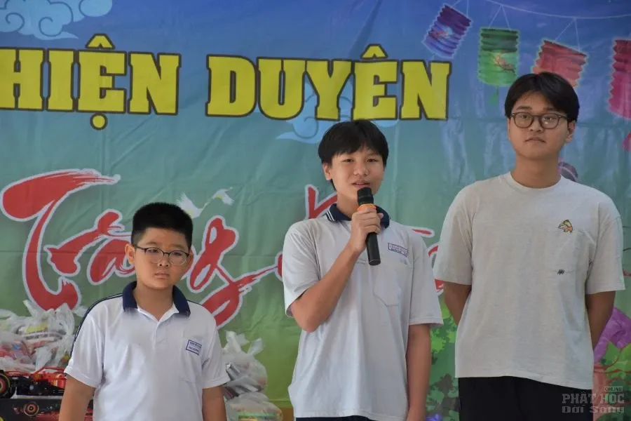 1. TRUNG THU SUONG NGUYET ANH 2