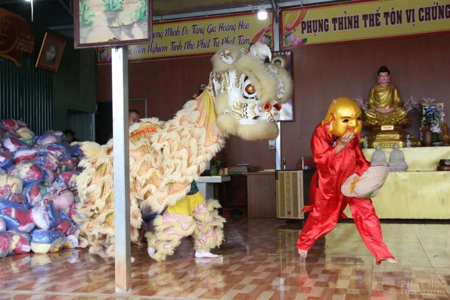2. TRUNG THU CHUA PHUOC BAO 14