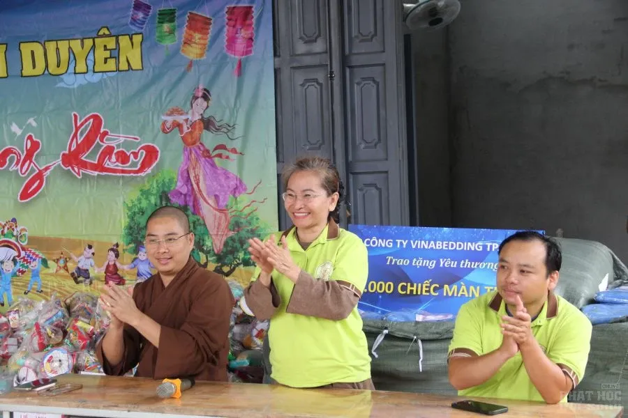 3. TRUNG THU DAO TRANG PHUOC CHAU 2