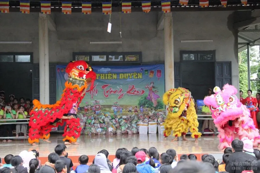 3. TRUNG THU DAO TRANG PHUOC CHAU 5