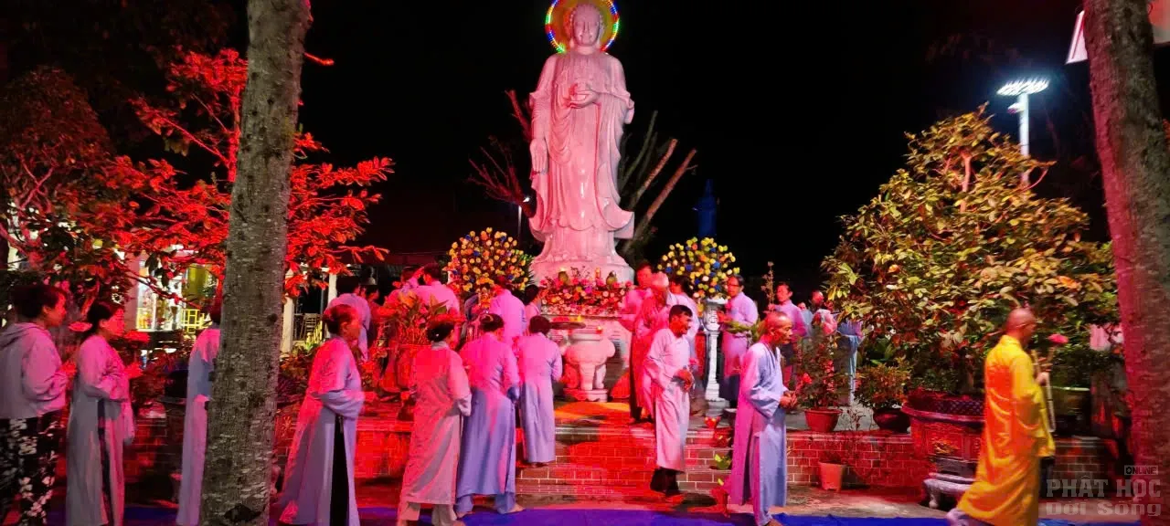 khanh via phat di da chua long hoa 9