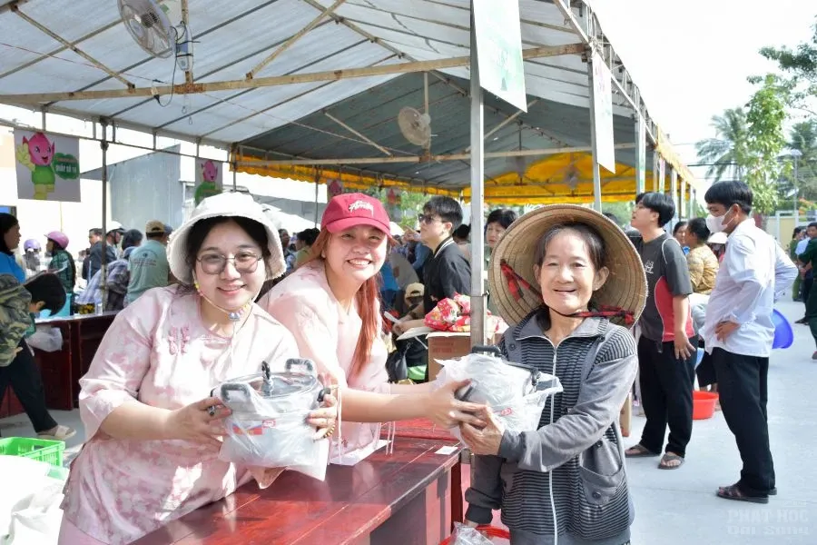 1 phien cho khong dong 17