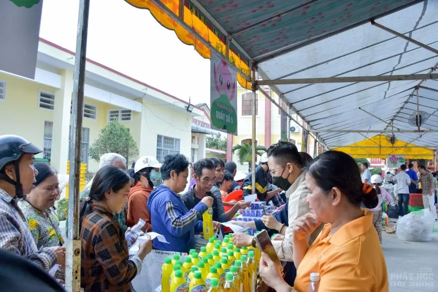 1 phien cho khong dong 6