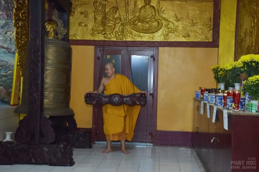 KHOANH KHAC GIAO THUA TX. LOC UYEN 3